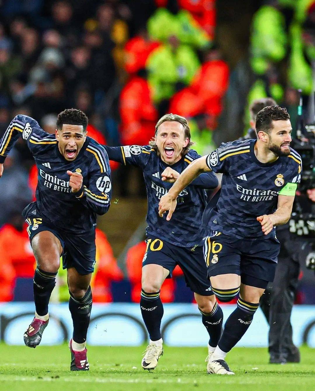 九游体育下载- 夺冠震惊全场曼城战术微调备战欧超杯之后，上海申花内部沟通