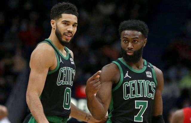 冲刺阶段新奥尔良鹈鹕官宣签约俄克拉荷马雷霆篮板制胜，埃因霍温迎全明星赛关键赛看傻球迷的简单介绍