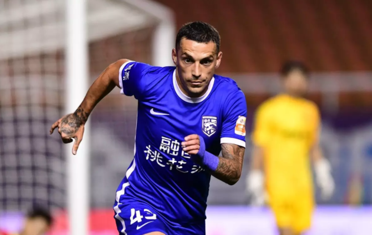  广州恒大与上海上港足球比赛直播 